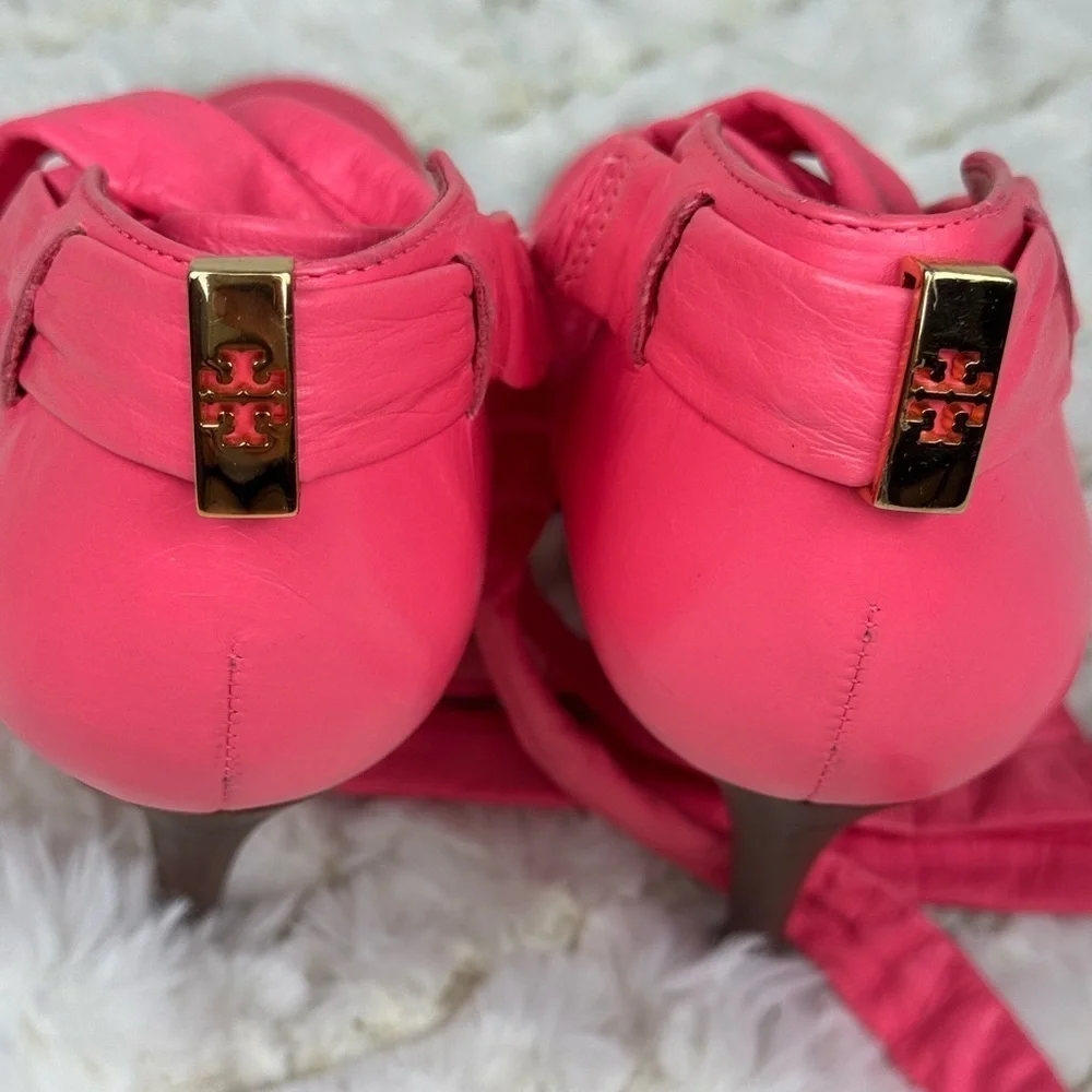 Tory Burch these tory